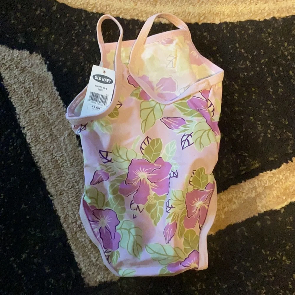 Old Navy swim suit